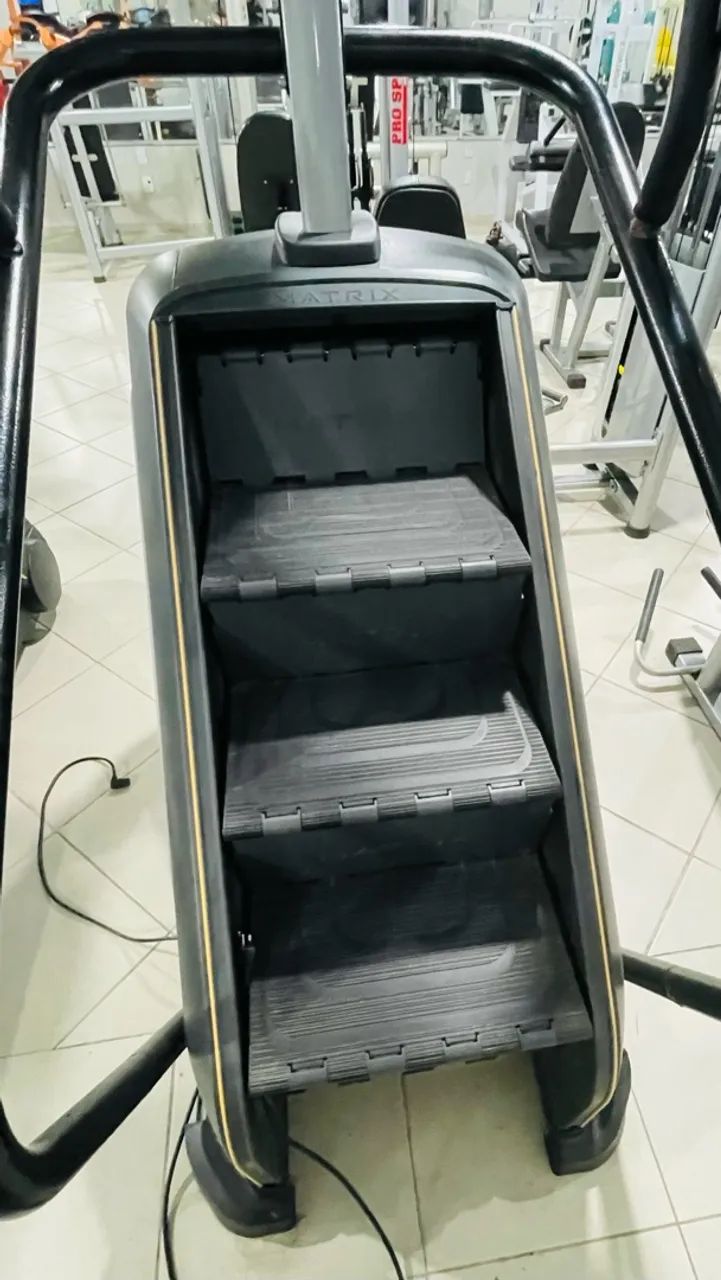Simulador de escada Matrix - Foto 4