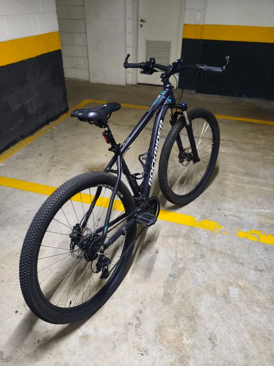 Bicicleta aro 29 Rockrider ST 120 - Foto 2