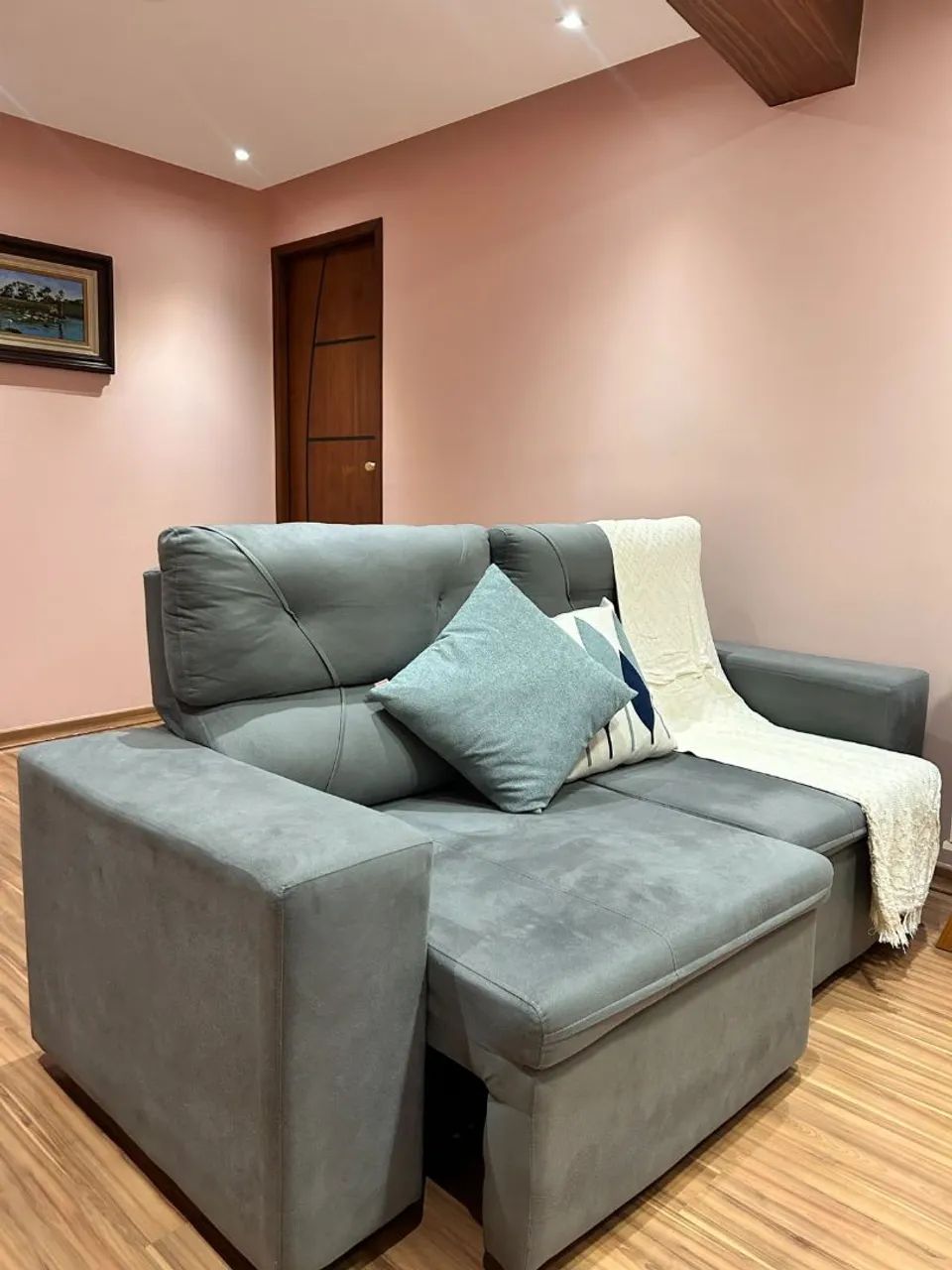 Vendo sofá com 1 mês de uso - Foto 2