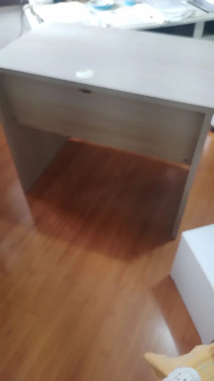 Escrivaninha de Madeira - Foto 2