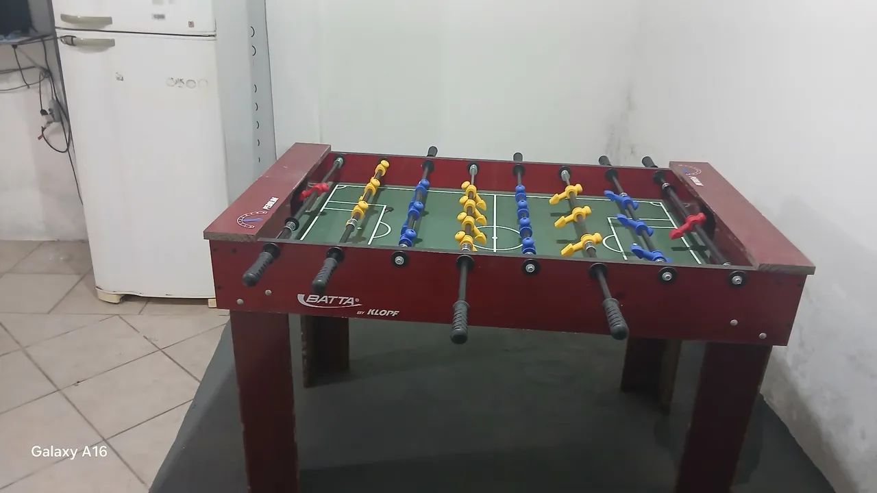 Mesa pebolim  semi nova 