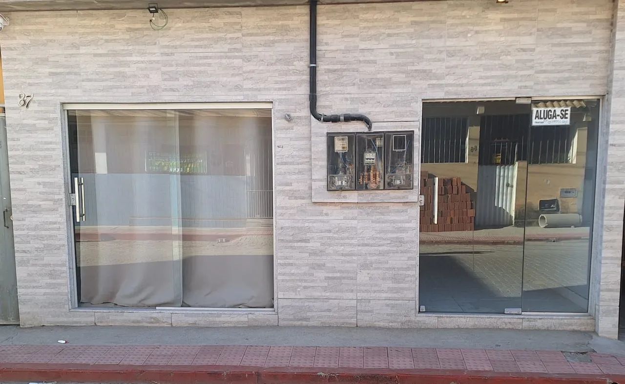 Casa/ ponto comercial 