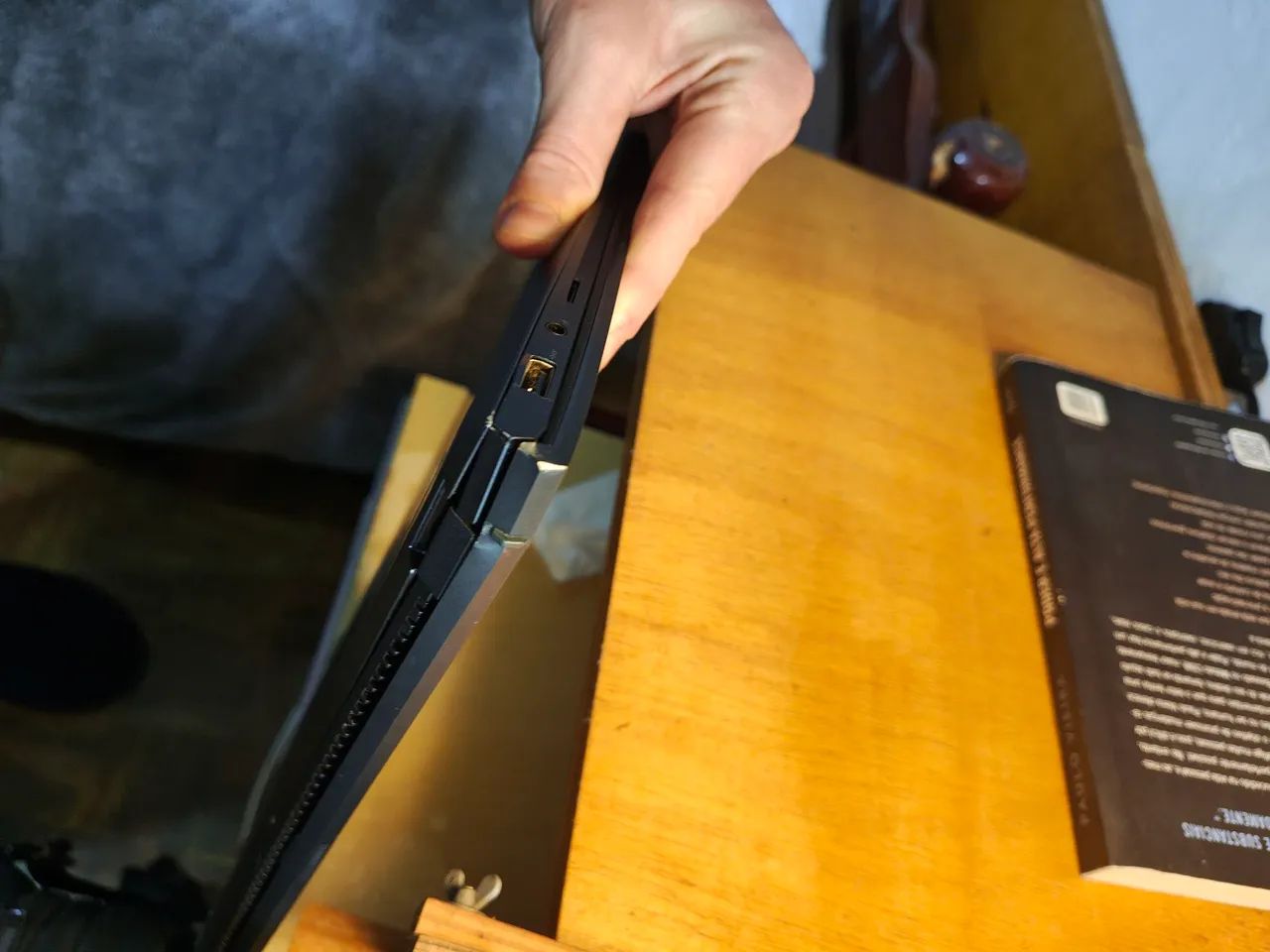 Asus Zenbook UX435 + capa - Foto 3