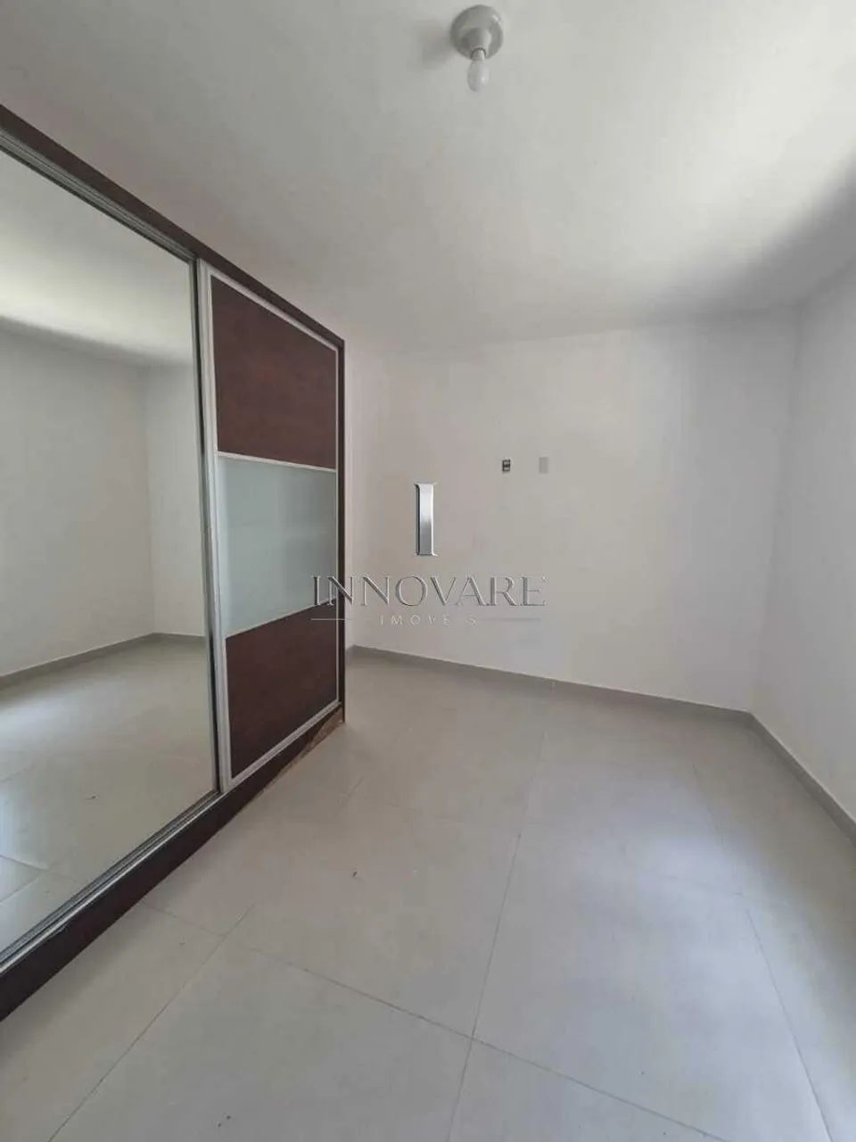 Casa comercial para alugar no Planalto, com 04 quartos e 05 banheiros, - Foto 2