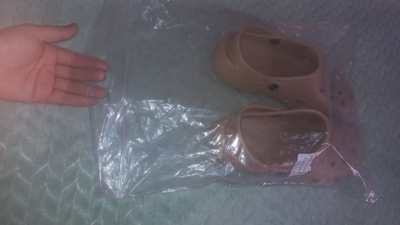 Vendo Babuche modelo crocs nova - Foto 3