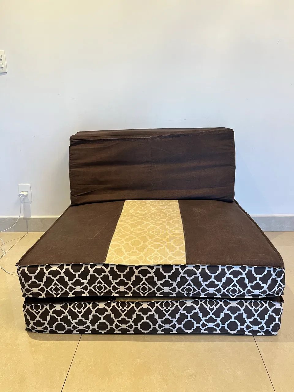 Futon Turco com capa em aquablock e encosto trapézio  - Foto 3