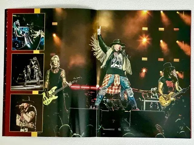 Livro de Turnê Guns N' Roses Not in this Lifetime 2017 Tour Book Program Axl Slash - Foto 3
