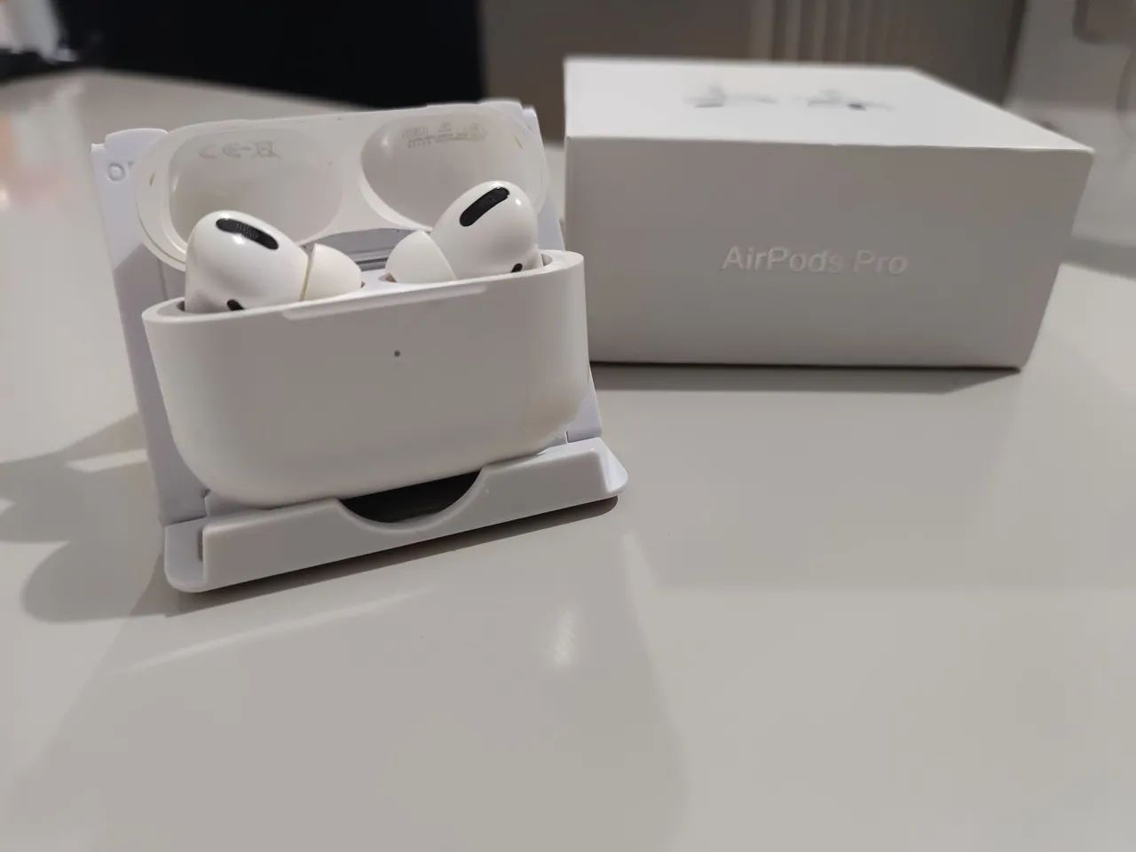 AirPods Pro 1° geração - Fones de Ouvido - Estados, Fazenda Rio