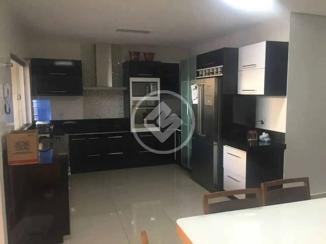 SOBRADO ÓTIMA LOCALIZAÇÃO codigo: 148720