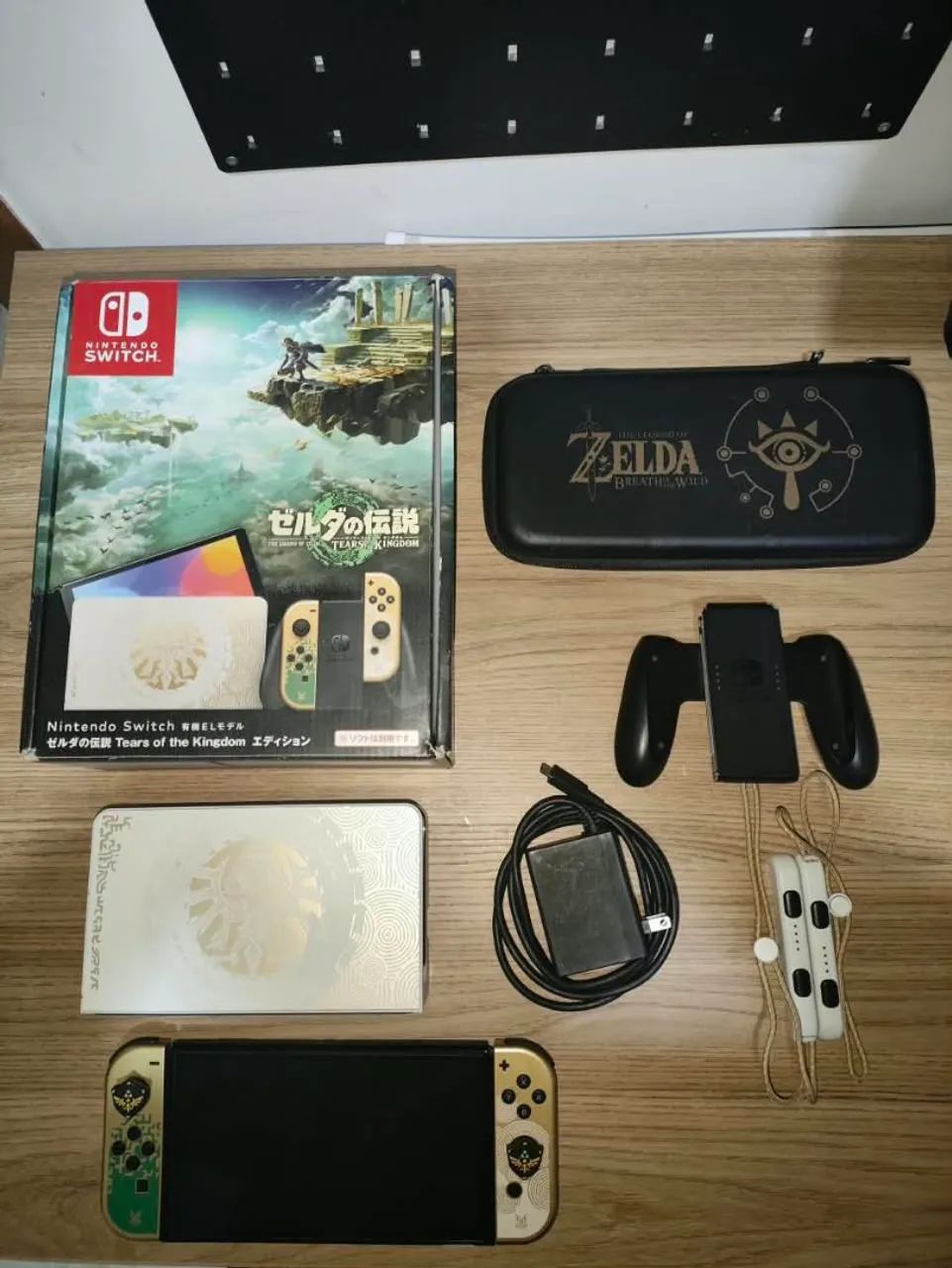 Nintendo Switch OLED edição Zelda - Consoles de Vídeo Game
