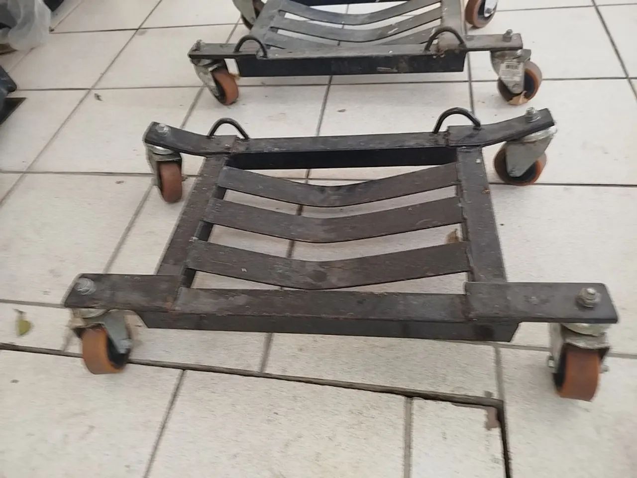 Patins para caminhão reboque - Foto 9