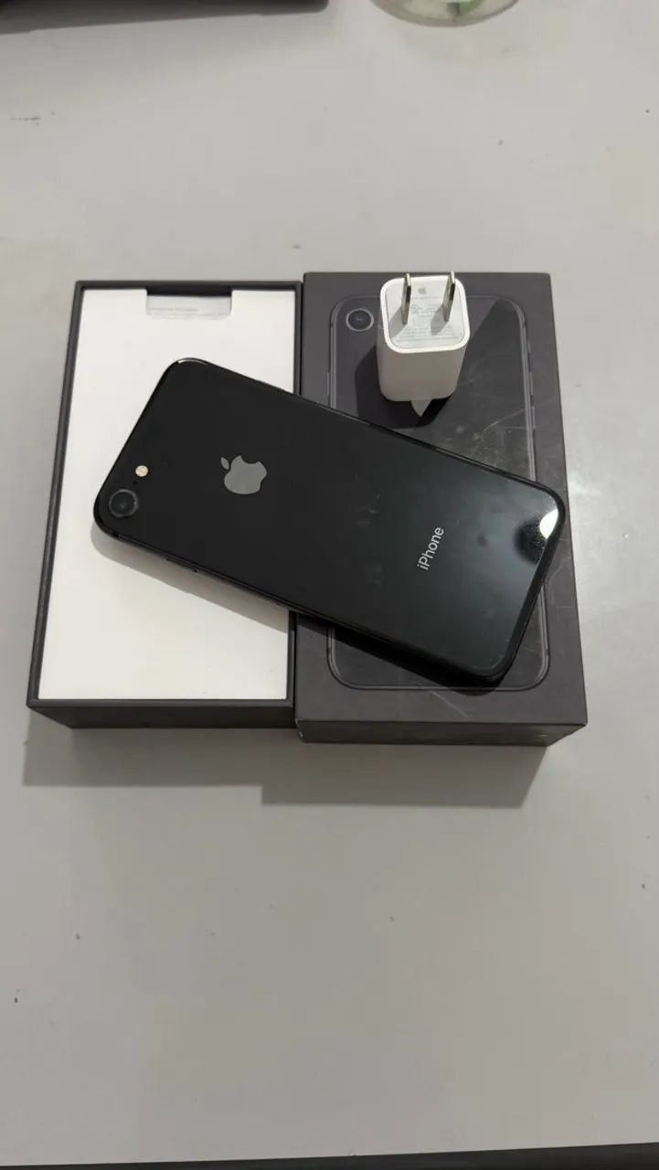 IPHONE 8 IMPECÁVEL 