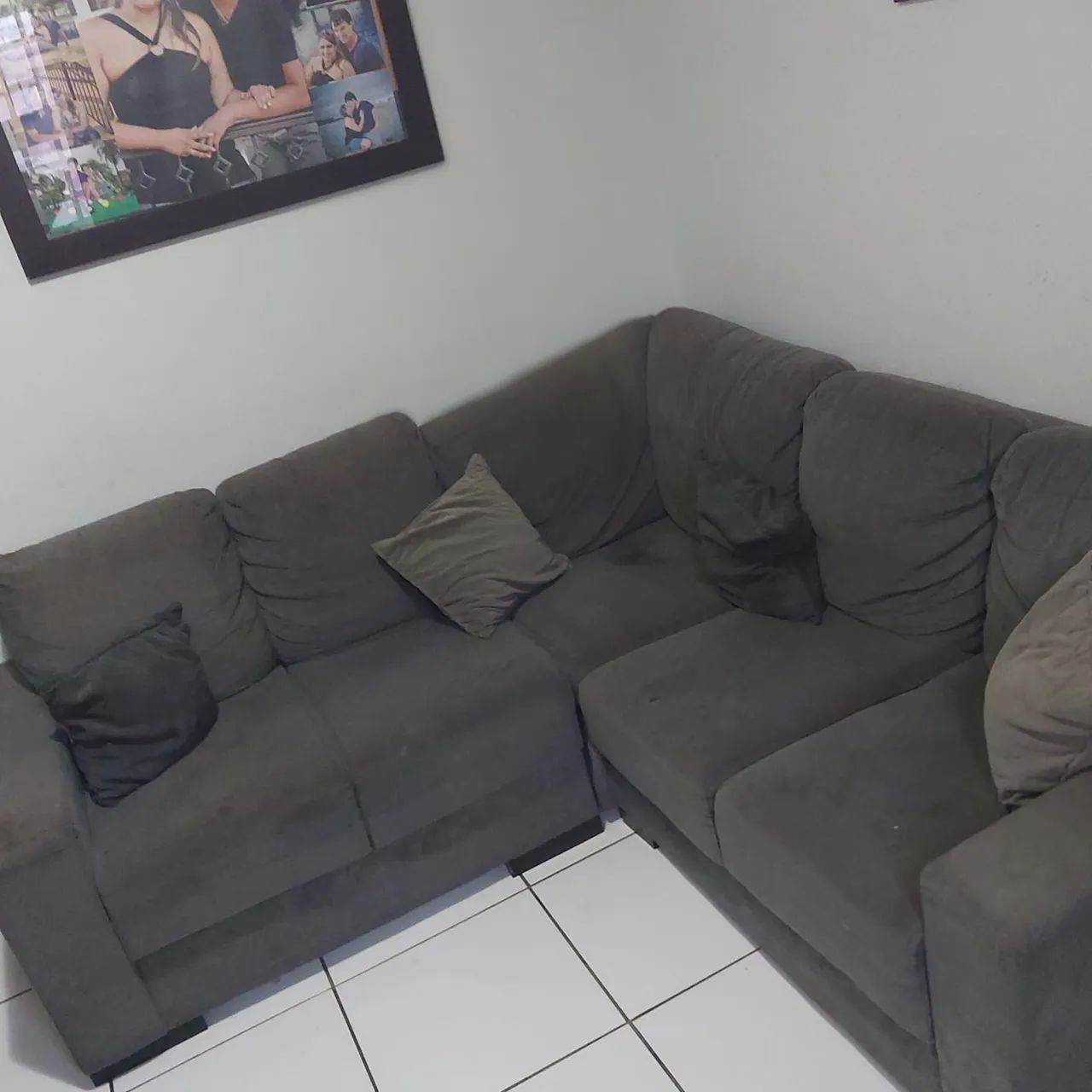 Sofá 2.0x2.0 metros cinza. - Foto 4