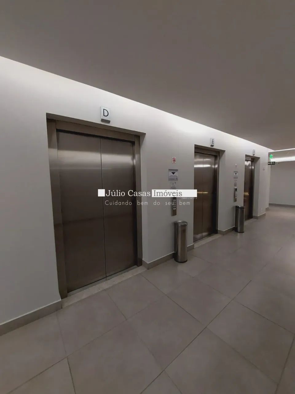 Sala comercial modulada e mobiliada para aluguel - Foto 2