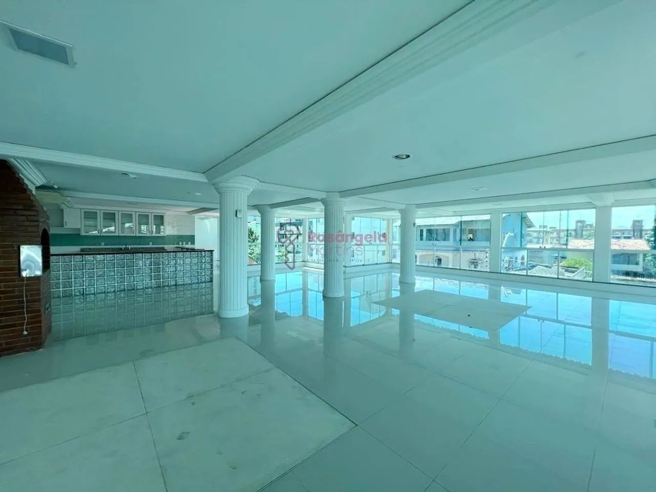 Casa Triplex de 5 quartos na Praia de Itaparica!