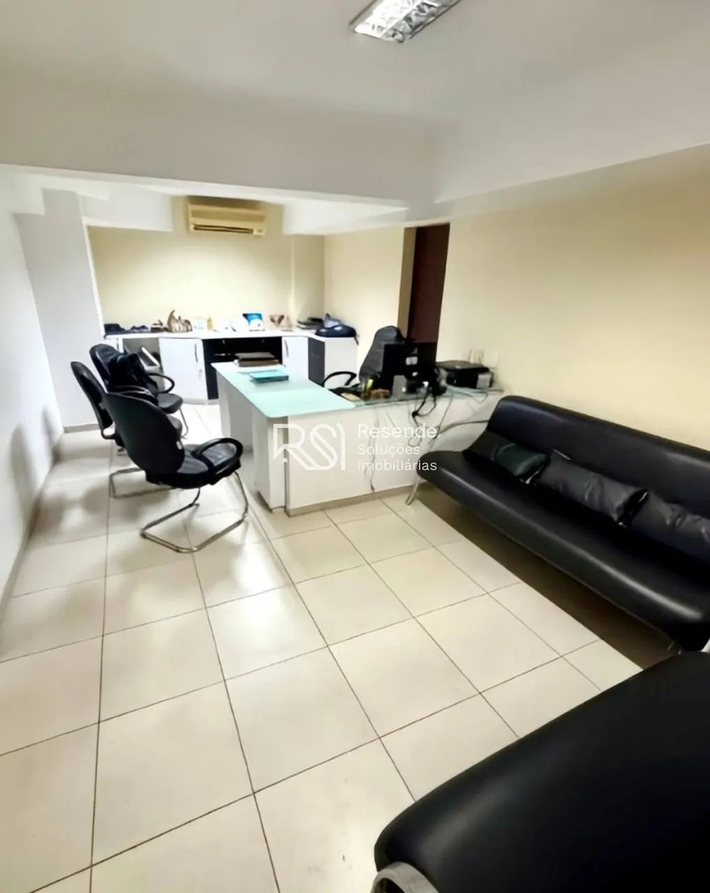 Sala Comercial Para Vender no bairro Mangabeiras em Maceió - Foto 2