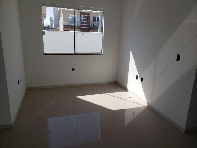 Nova Palhoça De Esquina Por R$ 250 Mil - Sobrado Com 2 suítes e Massa Corrida - Foto 8