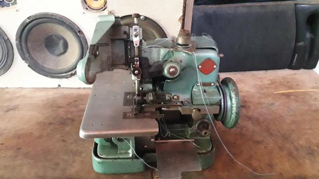 Máquina De Costura Overloque