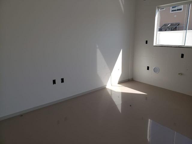 Nova Palhoça De Esquina Por R$ 250 Mil - Sobrado Com 2 suítes e Massa Corrida - Foto 7