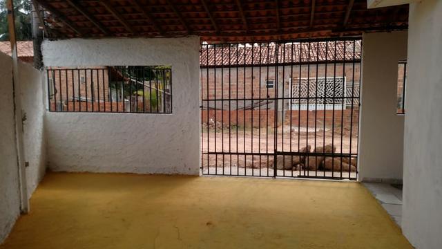 Vendo R$60. mil Casa em Salinas Próximo ao trevo da cidade