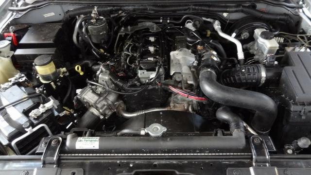 Nissan Frontier SV Attack 2.5 TD CD 4×4 - Foto 13