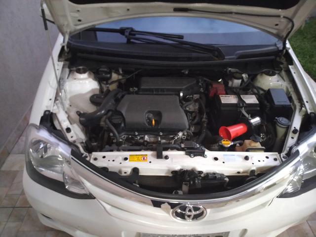 Etios XLS sedam 1.5 - Foto 4