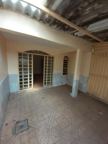 Qr 208 sobrado c/ 02 residências de 03 quartos+garagem (escriturado)! - Foto 2