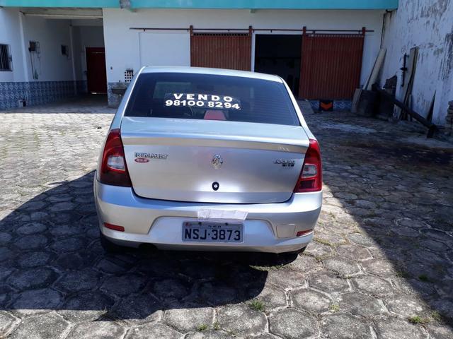 Renault Logan - Foto 2