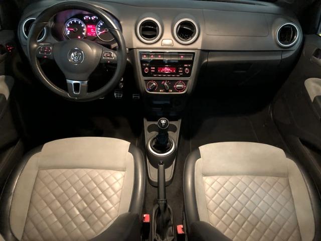 Volkswagen Voyage Evidence 1.6 Flex Mecânico 2015 - Foto 13