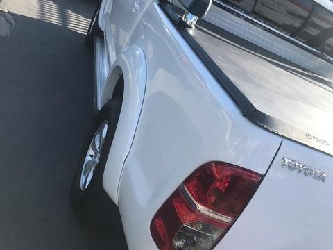 TOYOTA Hilux - Foto 2