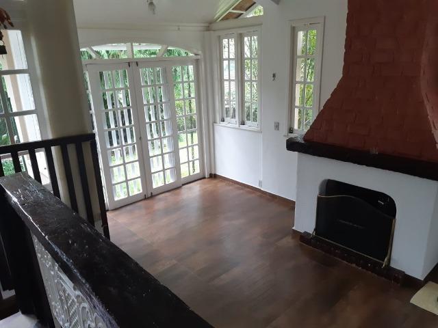 Excelente Casa c/3 Quartos no Centro - Foto 2