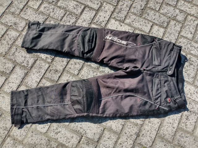 Roupa motoqueiro tamanho P - Foto 2
