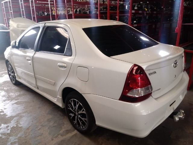 Sucata Etios Platinum 1.5 2017/2018, para retirada de peças - Foto 2