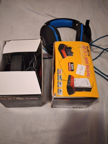 2 dock station + Headset por 80