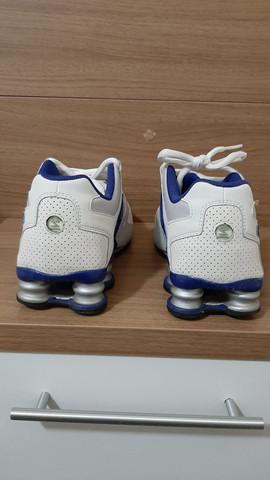 Nike Shock azul e branco - Foto 3