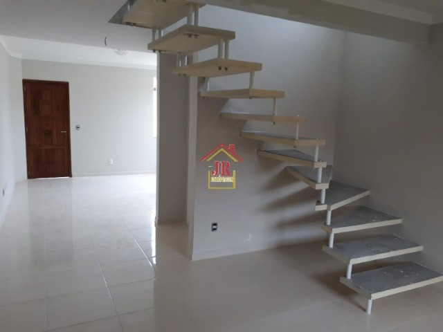 Linda Casa sobrado com 02 dormitórios nos Ingleses, / Agede sua visita. - Foto 3