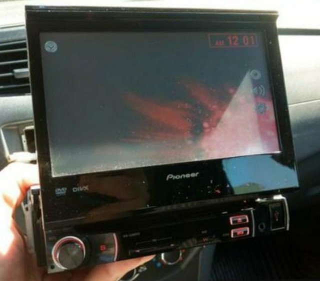 DVD retrátil Pioneer 7 pol. - Foto 2