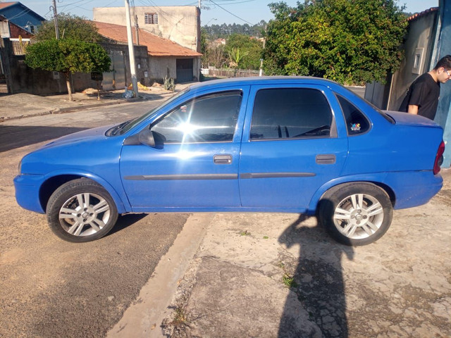 Corsa sedan 2002 básico troco por outro carro - Foto 3