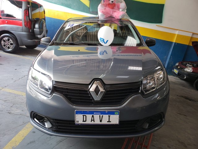 REUNALT LOGAN AUTHENTIQUE 1.0 2018