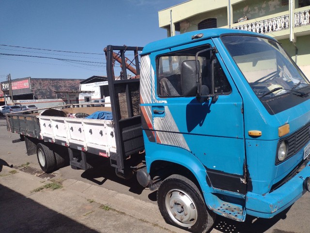 CAMINHÃO VOLKSWAGEN 690