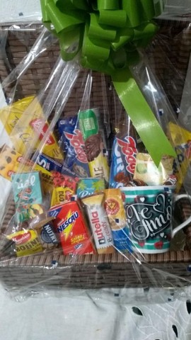 Cesta de café da manhã  ,chocolate ,namorados e outras  - Foto 4