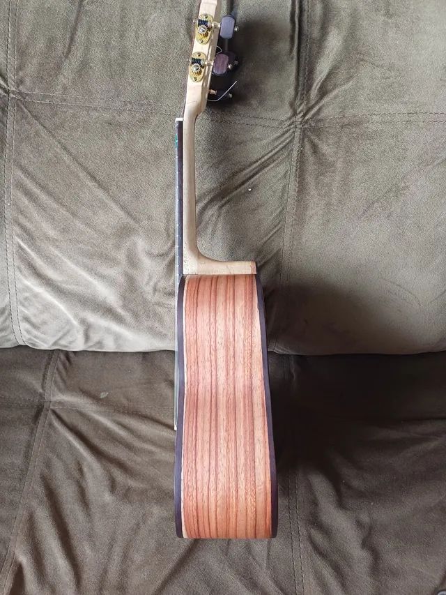 Cavaco Luthier +semicase - Foto 2