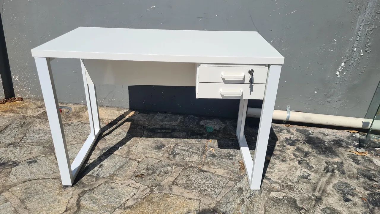 Mesa para escritório com 02 gavetas  - Foto 4