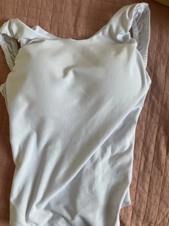 Body branco feminino