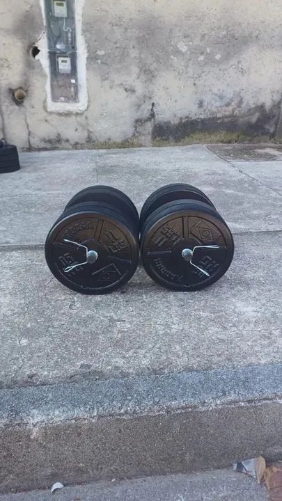Par de Halteres 20kg com anilhas de concreto - Foto 3