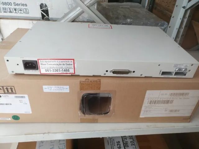 Switch de rede 20 portas 10/100/1000 + 4 portas 1000 (SFP ou UTP) - Foto 2