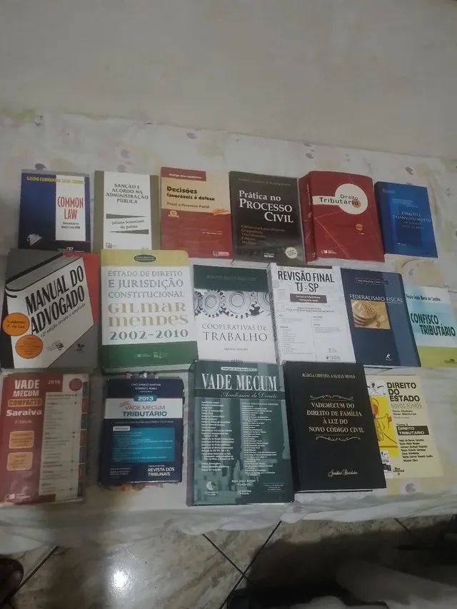 "livros estudantes de direito" no Brasil