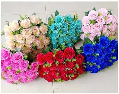 Buquê de rosas com folhagem C/24 - Foto 3