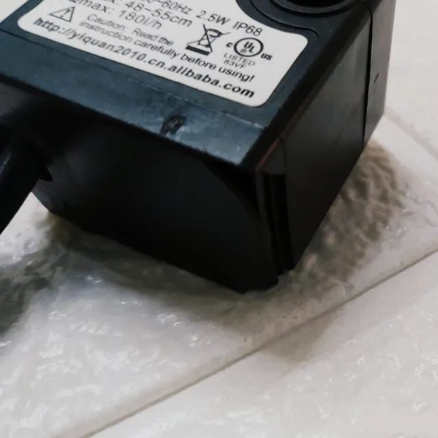 Bomba P/aquario Led Branco Dsb