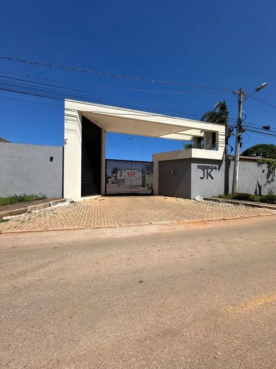 Vendo lote murado e aterrado. Rua da Brasnica.  - Foto 4